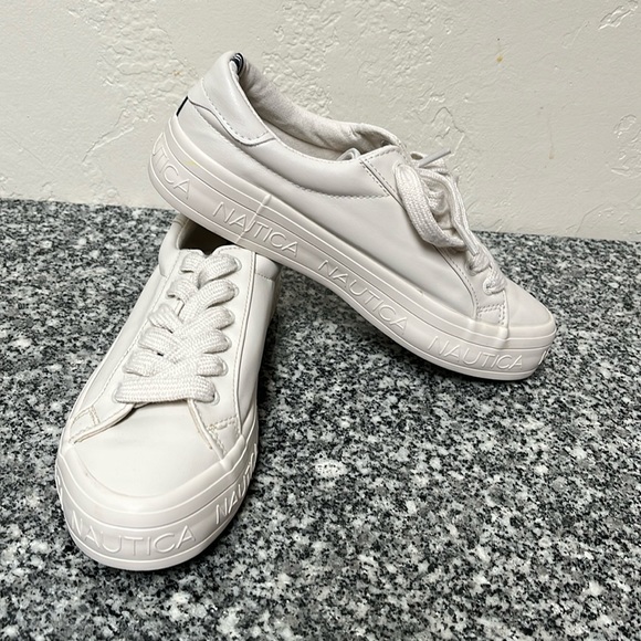 nautica white leather sneakers